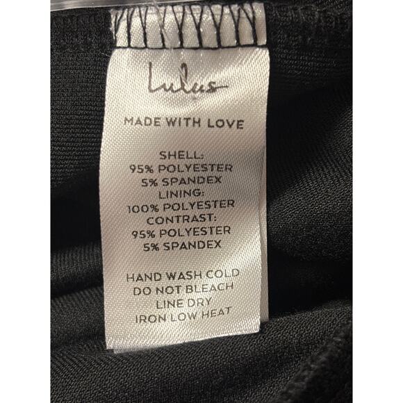 Lulus NWT Plunging Neckline Long Sleeve Velvet Maxi Dress Sz L Black Whimsygoth - Picture 6 of 8